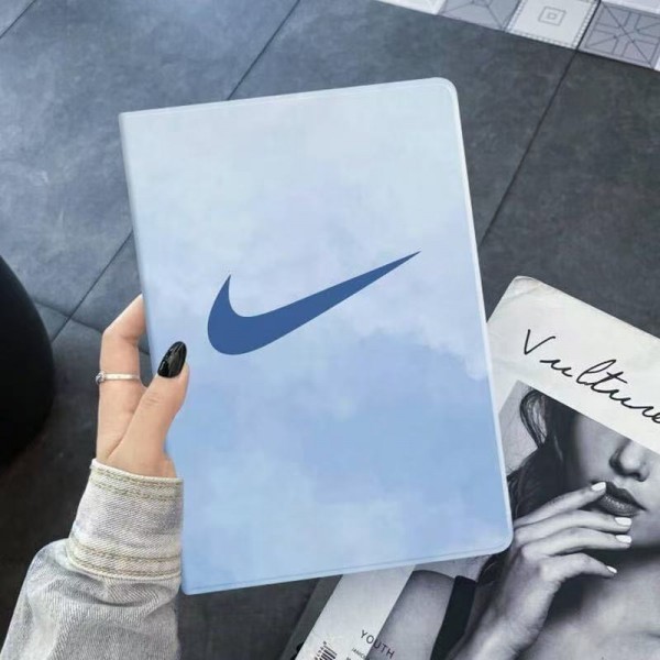 Nike  ipad pro 12.9 11inch 2024 case  leather Nike ipad pro 11inch 13inch air7 ipad 11th back case  Luxury Designer Classic Monogram case  Fashion Brand Full Nike ipad pro air mini 2025 Cover housse 
