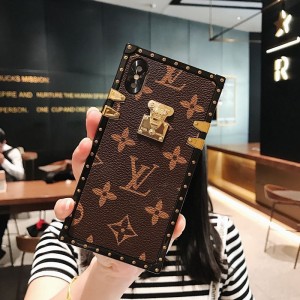louis vuitton iPhone...