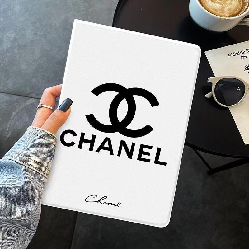 Chanel iPad 11/10/9/8/7  ipad air7 11inch 13inch 2025 6 5 4 3 case